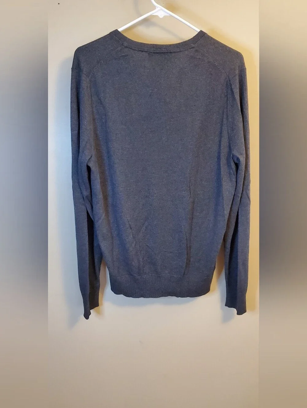 Banana Republic Luxury Blend V Neck Sweater Men's M Gray Silk Cashmere Cotton